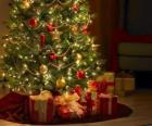 Подарки под елку